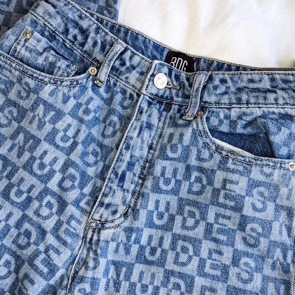Urban Outfitters BDG Nudes Lettering High Waisted Wide Leg Raw Hem Denim Jeans - Picture 7 of 15